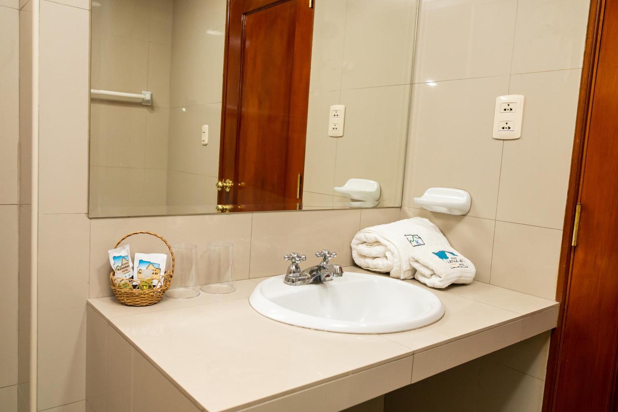 Kenamari Hotel クスコ エクステリア 写真