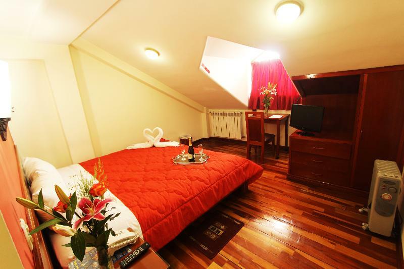 Kenamari Hotel クスコ エクステリア 写真